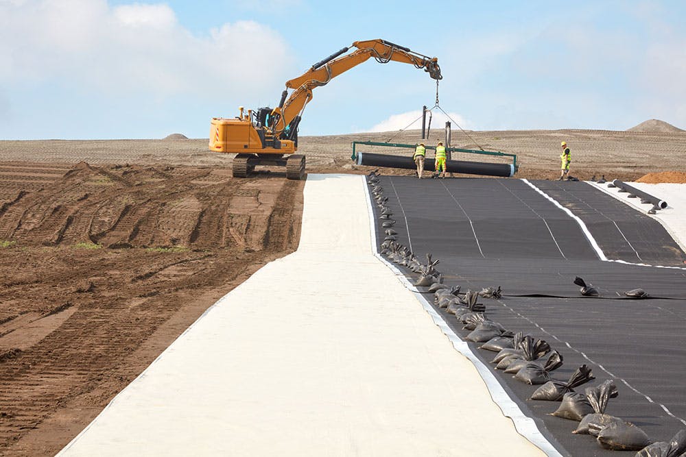 BENTOLINER, a LAGA certified geosynthetic clay liner is ideal for landfill construction, waste management, and environmental engineering projects.