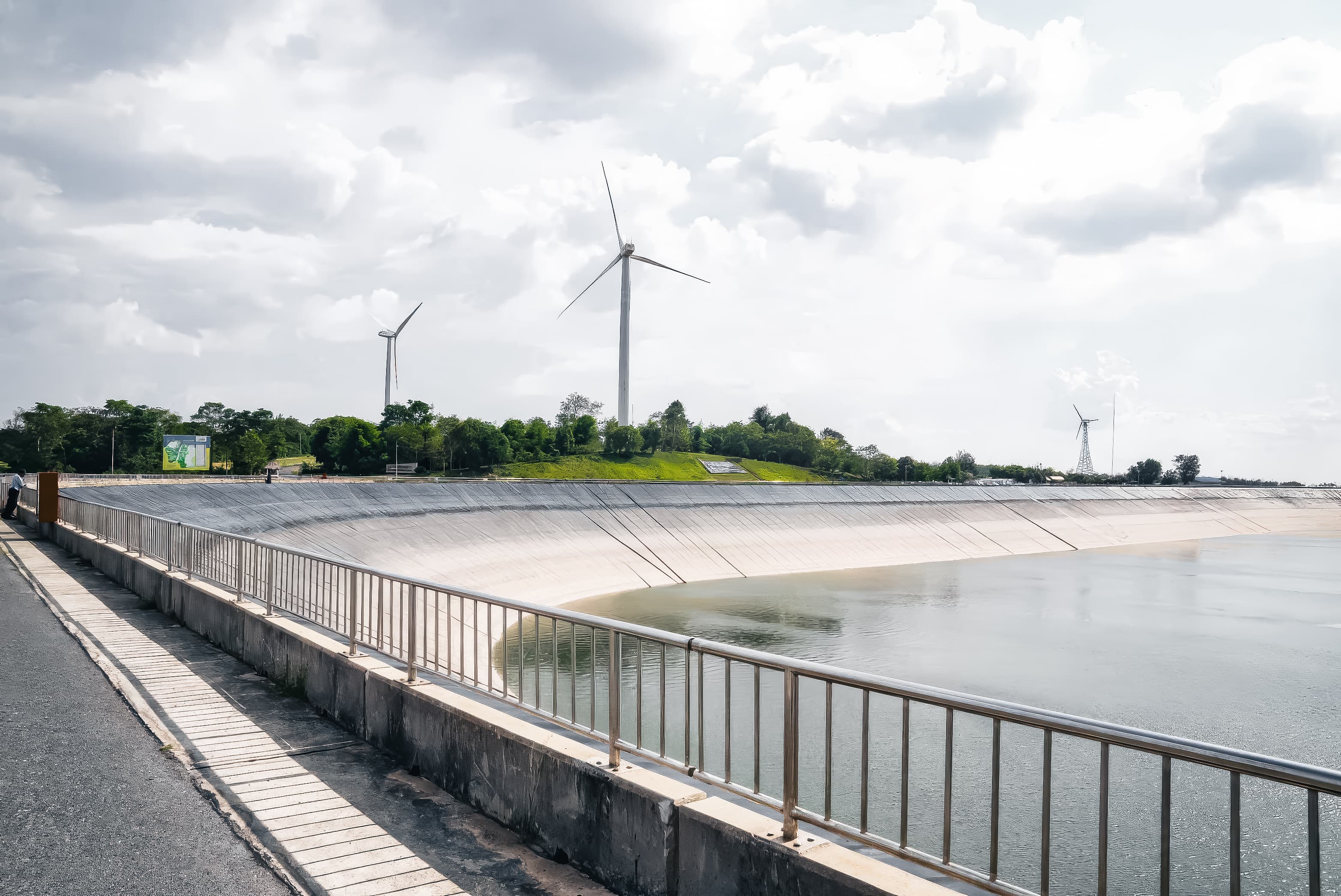 After more than two decades of exposure to tropical weather, the GSE HD geomembrane continues to perform effectively, maintaining its structural integrity and durability.