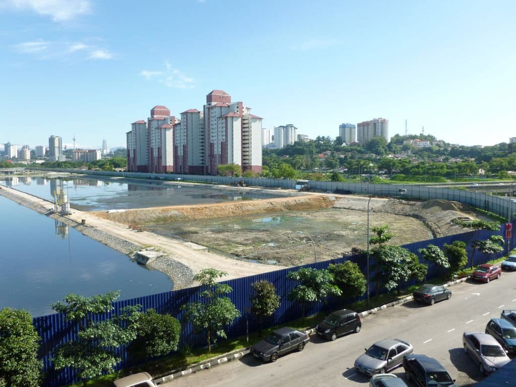 The project involved upgrading an old, aerated sewage lagoon into a modern enclosed underground sewage treatment facility.