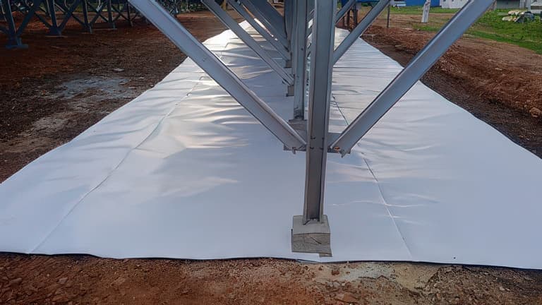 A close-up of the GEOLUX® reflective membrane