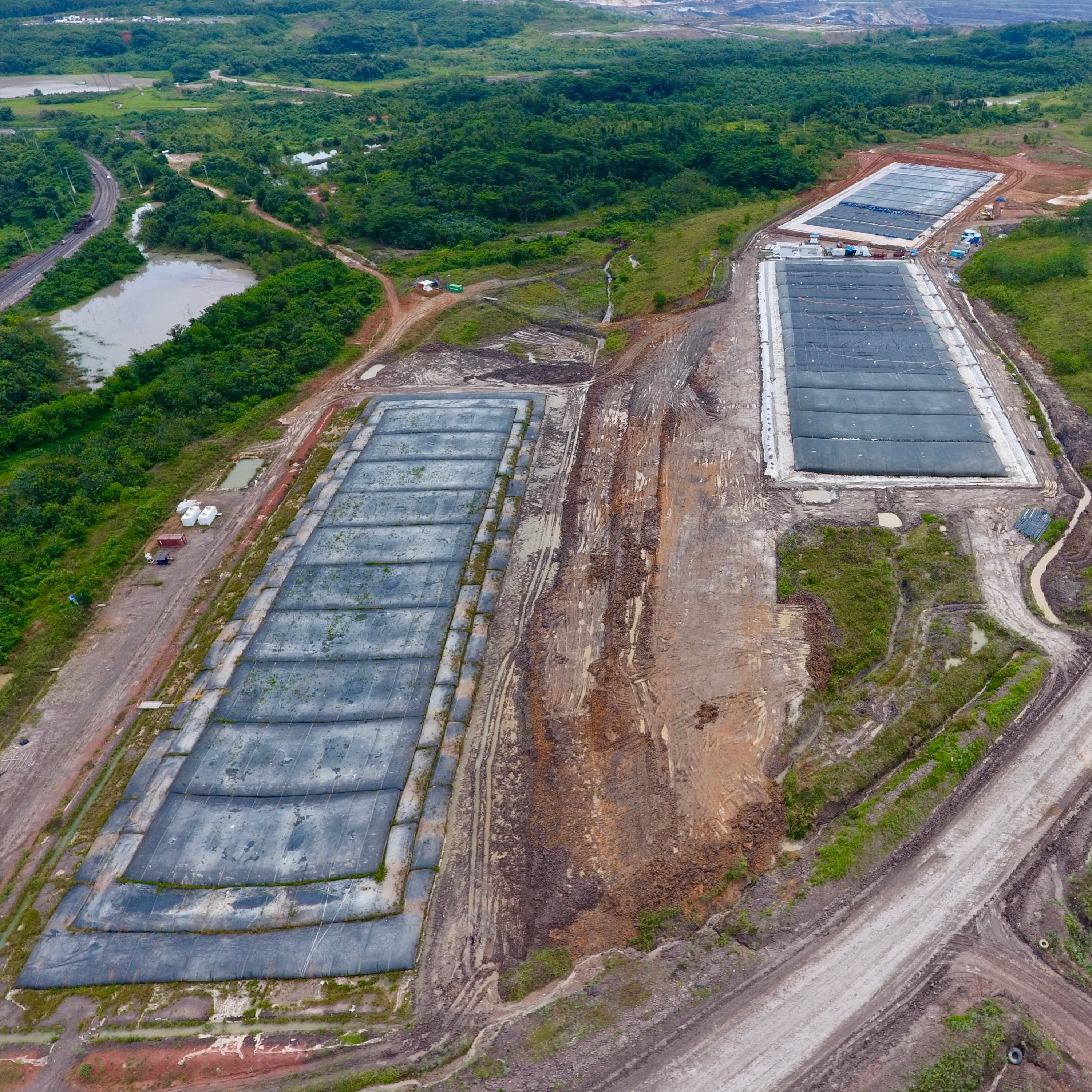 Coal mine settling ponds South Kalimantan Ponds+Storage GEOTUBE