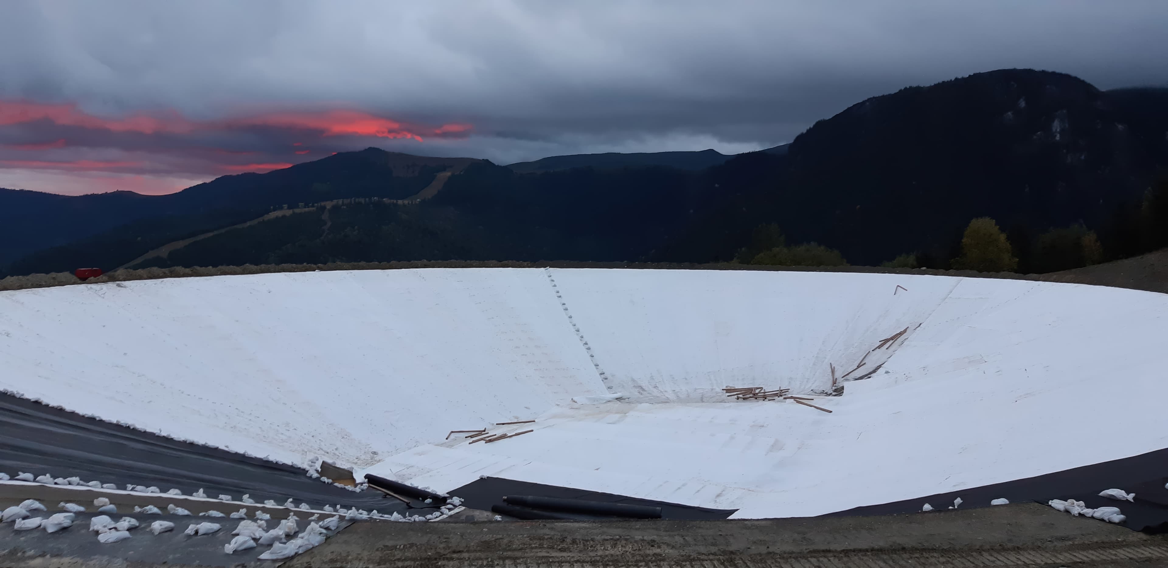 Geomembrane-lined artificial lake secures snowmaking at Borșa Olympic ski slope