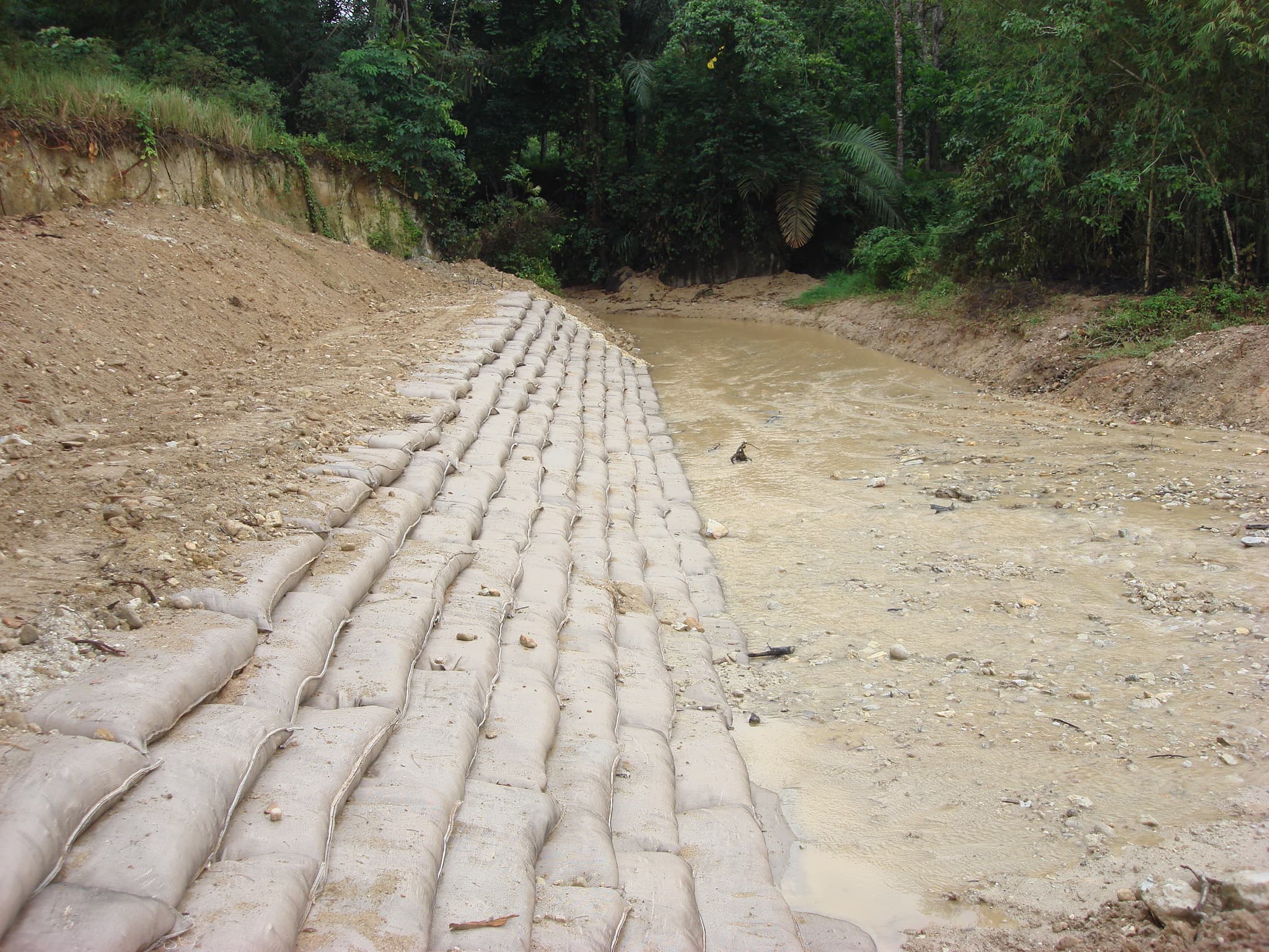 Sungai Choh Riverbank Protection, Malaysia_GEOTUBE GT350M31