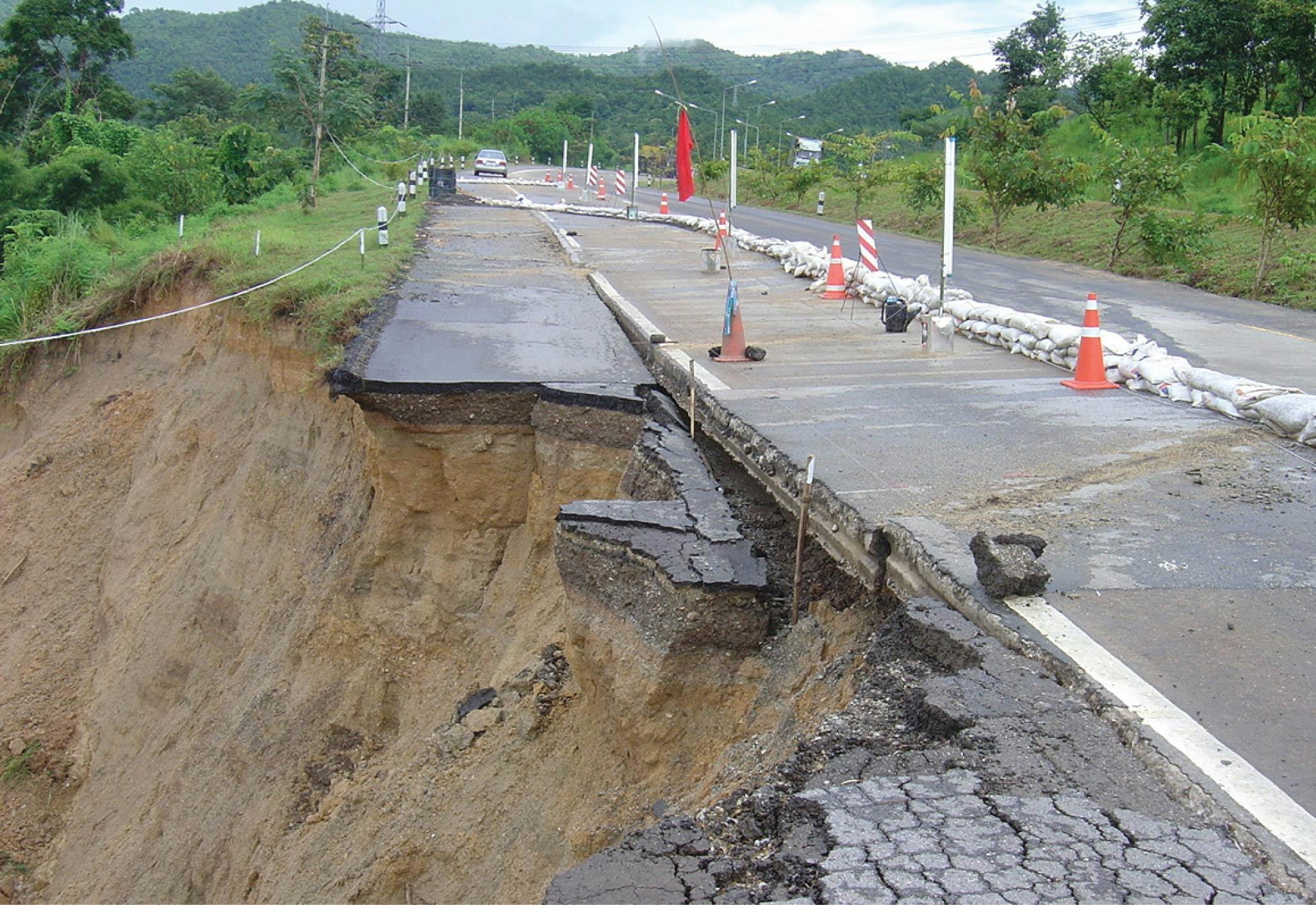 The road connecting Khun Tan and Lampoon in Northern Thailand is vital for their economic link. Unfortunately, the embankment at KM 11 failed, causing significant traffic disruptions and posing risks to road users.
